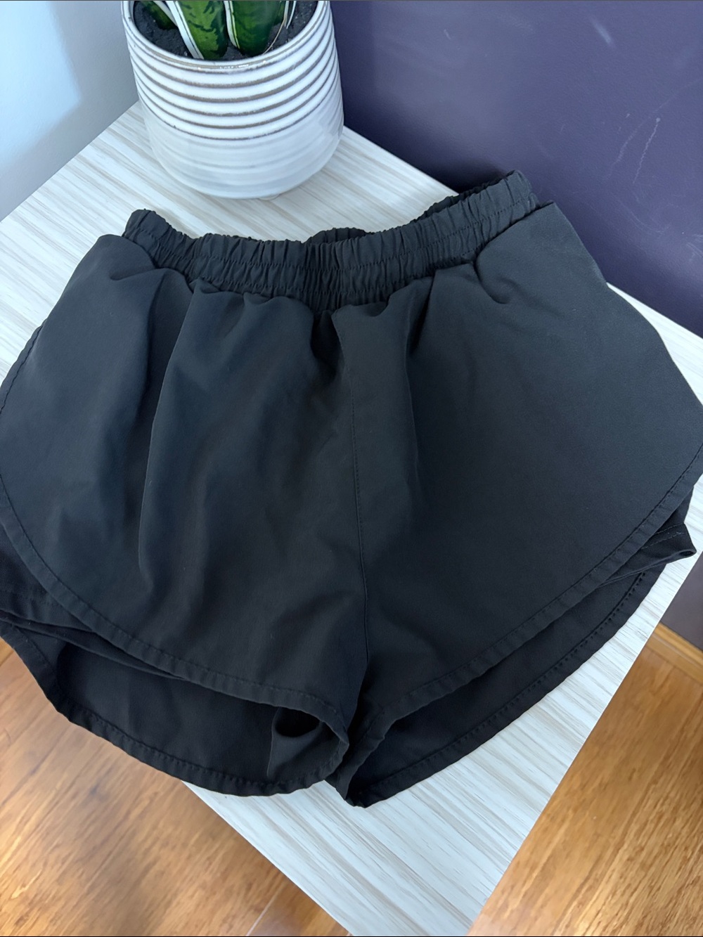 SHEIN Black Layered Athletic Shorts!! EUC 🖤
